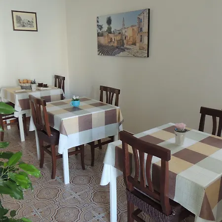 Amelie Bed & Breakfast