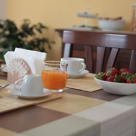 Amelie Bed & Breakfast